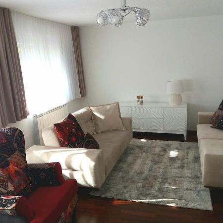 Apartment Esha Sarajevo Ngoại thất bức ảnh