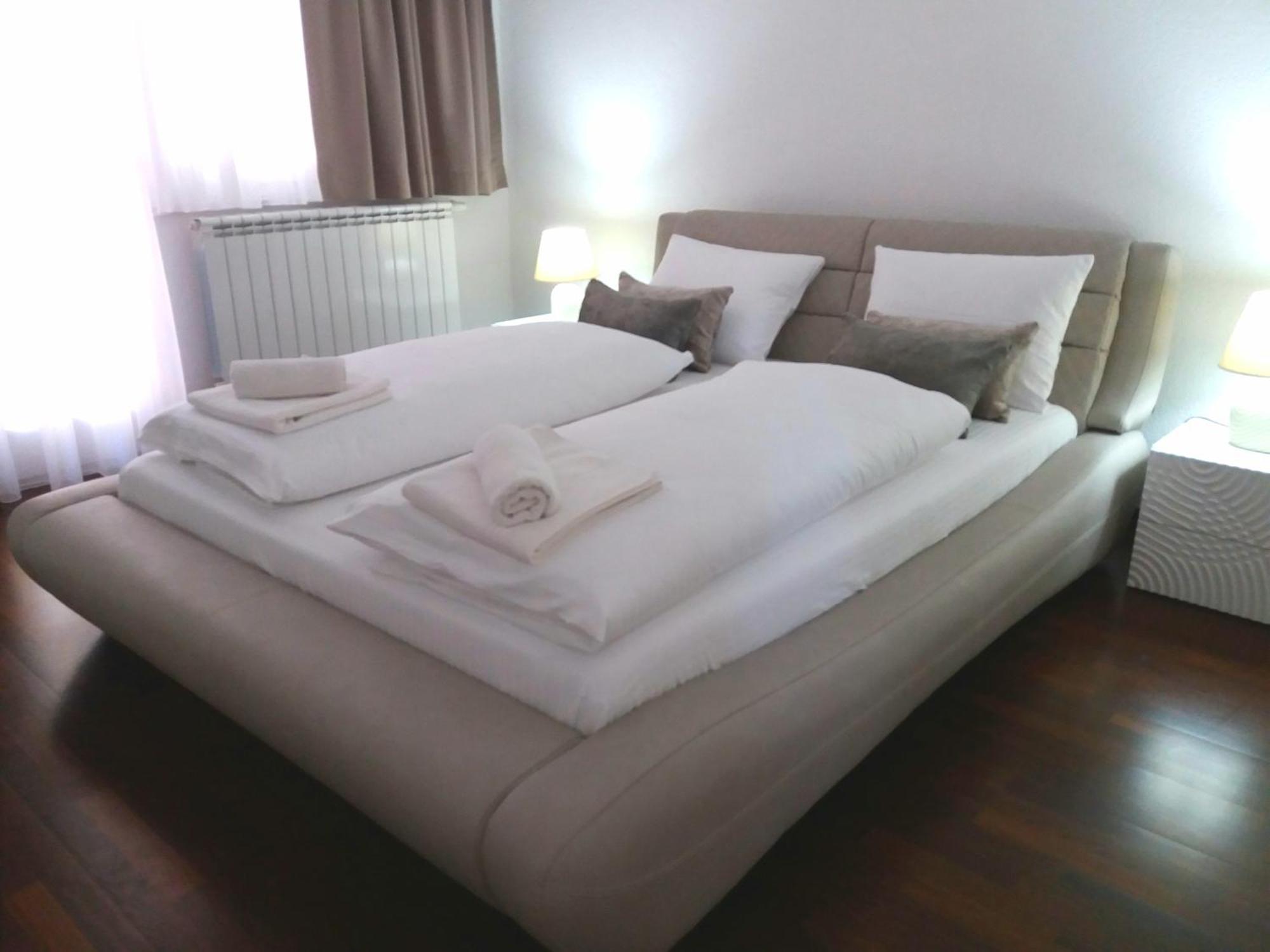 Apartment Esha Sarajevo Phòng bức ảnh